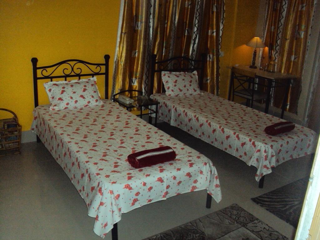 Hotel Kings Castle Guwahati Room photo